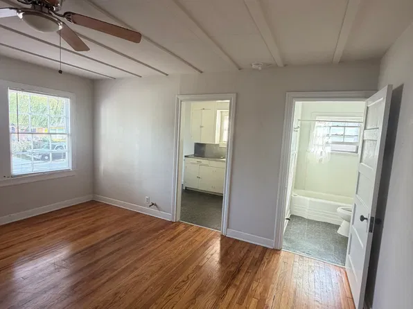 850 W 24th St #A, Houston, TX 77008