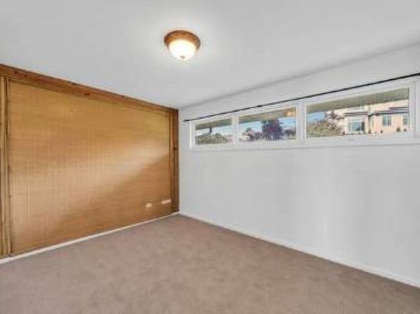 5 bedroom rental in Vancouver — photo 10