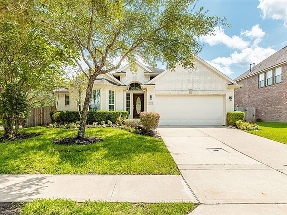 2nd image of 7314 Lennox Woods