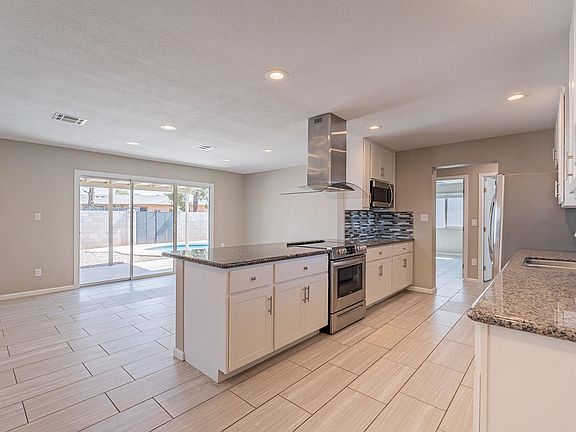 2nd image of 1274 E Hermosa Dr