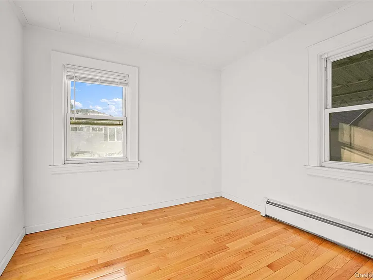 43-45 Parsons Blvd #2 — Photo 7