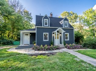 270 Center Grove Rd, Randolph, NJ 07869