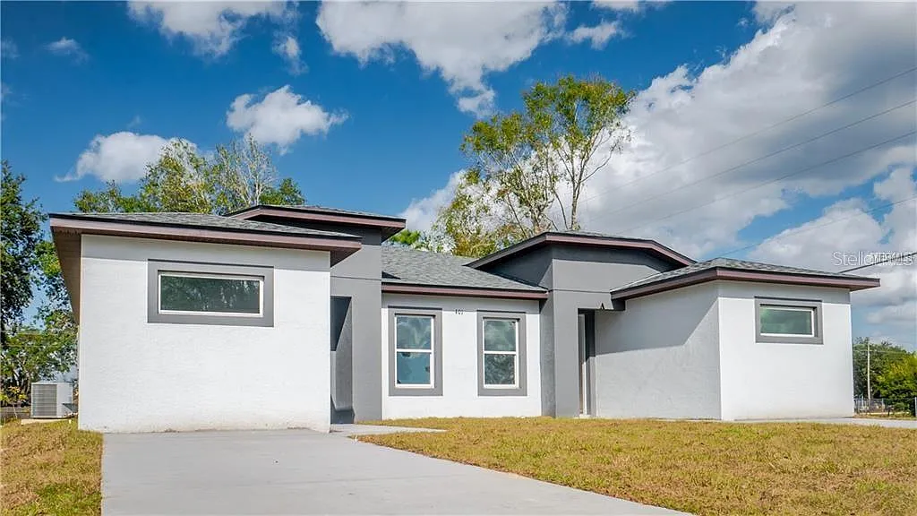 3 bed, 2.0 bath, 1200 sqft, $1,650 — Photo 1