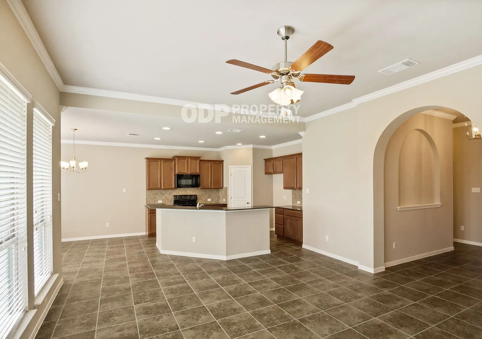 3 Bedroom Home in Wyndham Hill (Academy ISD)! — Photo 4