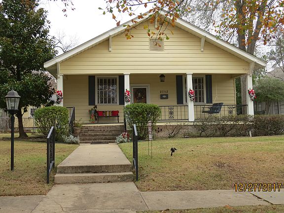 2nd image of 2712 Wood St