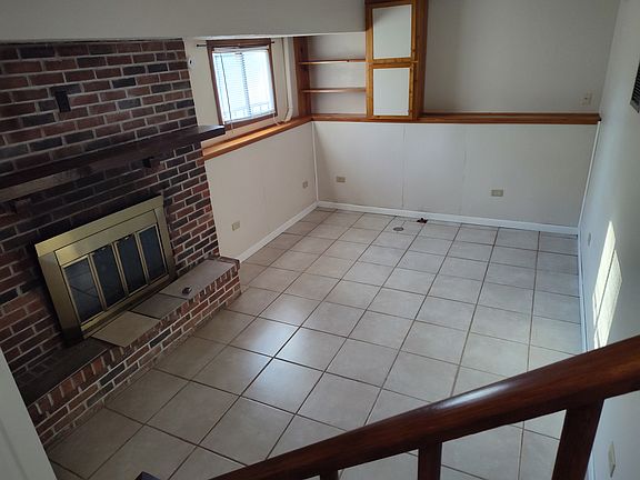 4th image of 1100 Rahill Ct