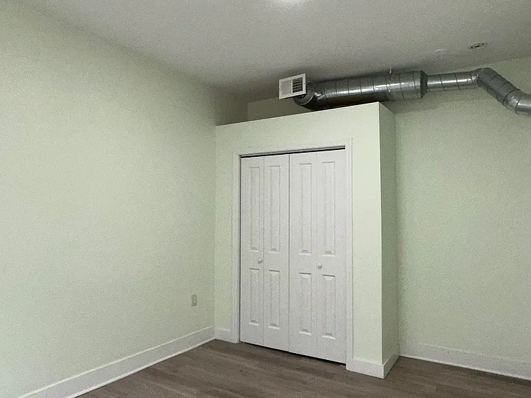 335 Summit Ave #1 — Photo 10