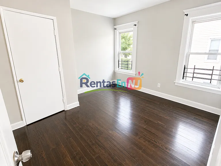 58-60 Clinton Pl #2C — Photo 7