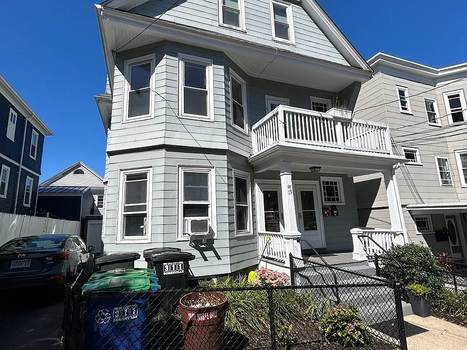 17 Dow St #2