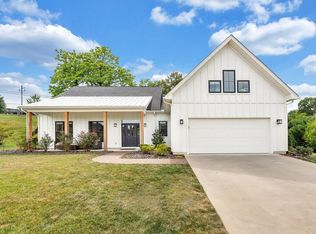 4414 Maple Leaf Ct SW, Roanoke, VA 24018