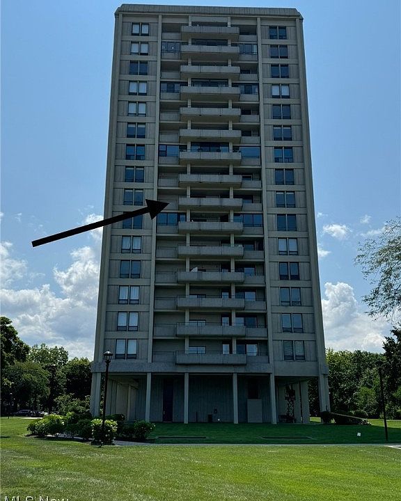 1st image of 1 Bratenahl Pl APT 709