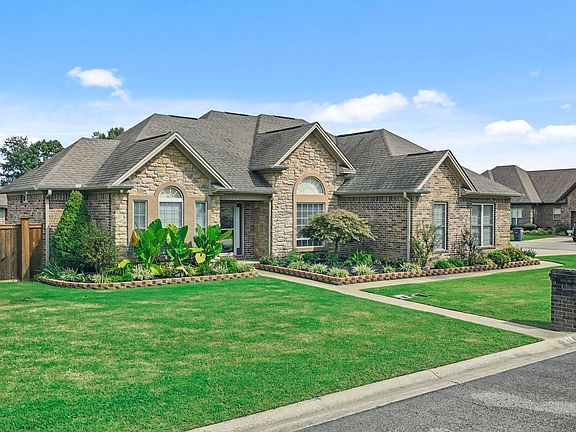2nd image of 424 Natalie Cir