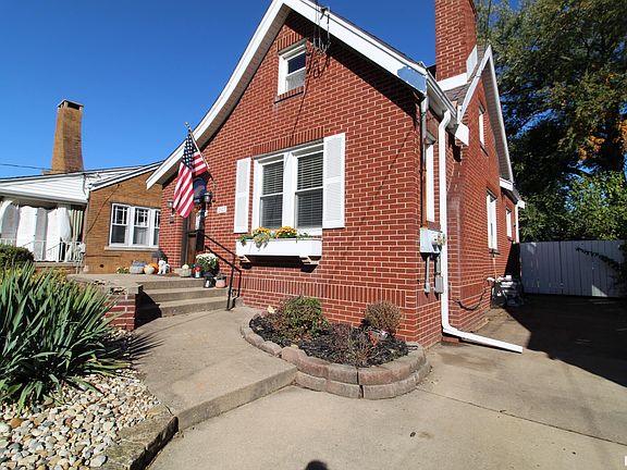 4th image of 2027 W Alice Ave