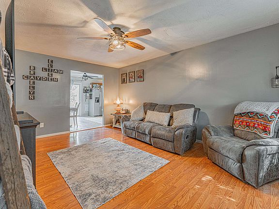 3rd image of 720 Palmer Ave