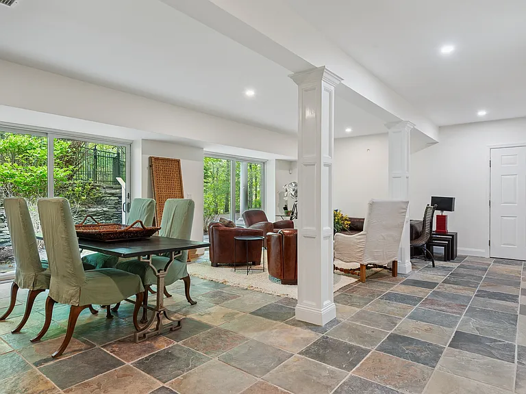 1620 Deerfield Rd — Photo 24