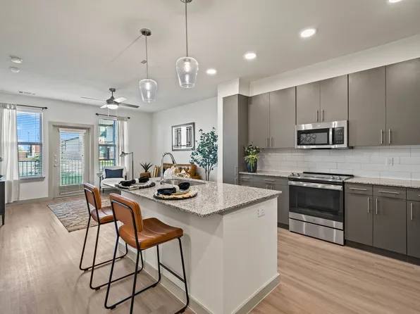 La Ventana at Canyon West