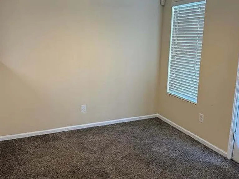 1479 Box Cir — Photo 13
