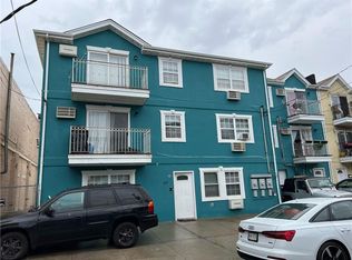 227 Beach 100th St, Rockaway Park, NY 11694