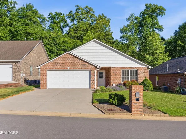 128 Ann Cove Ln, Powell, TN 37849