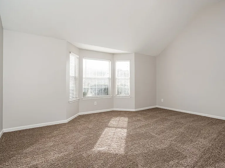 3154 Lower Creek Dr — Photo 9