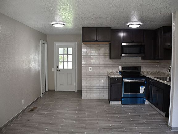 3rd image of 2708 Colleen Ave