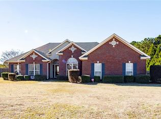 68 Windsong Rdg, Wetumpka, AL 36093