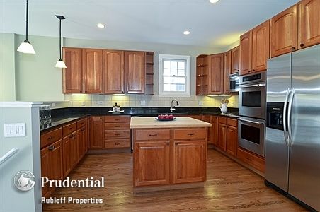 5th image of 4524 N Oakley Ave