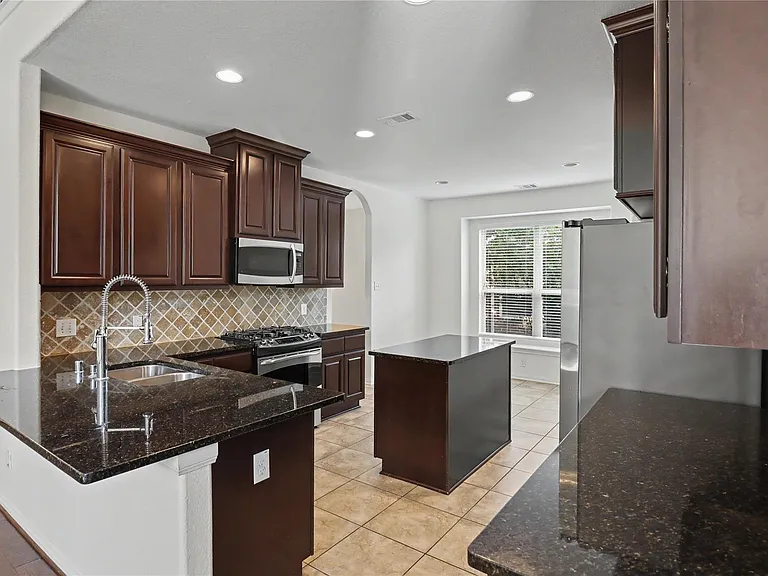 99 Sagamore Ridge Pl — Photo 24