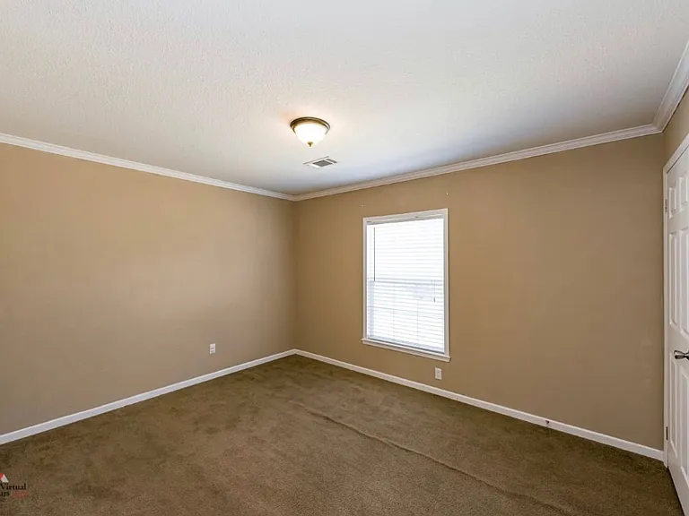 571 Seven Pines Rd — Photo 3