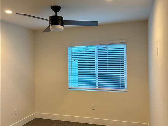 Bedroom 1 (downstairs)