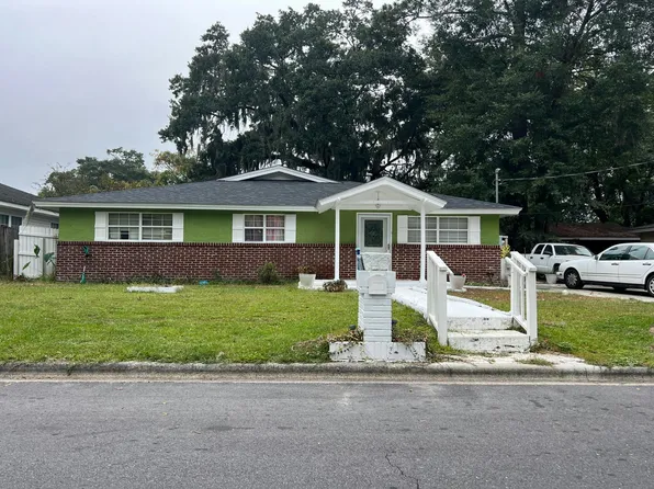 817 Dixon St, Savannah, GA 31405