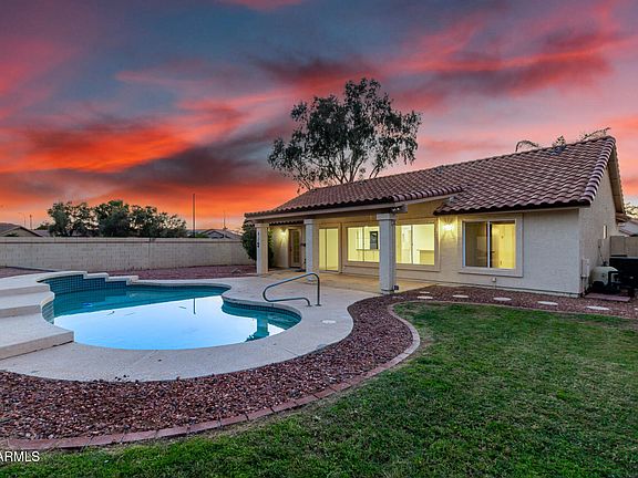 5th image of 3861 S Acacia Court