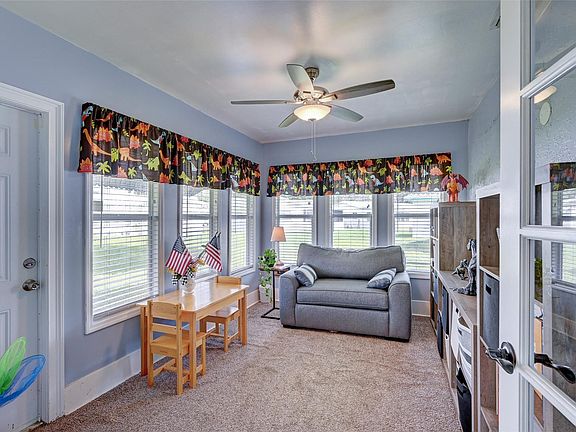 5th image of 9031 NW 15th Place