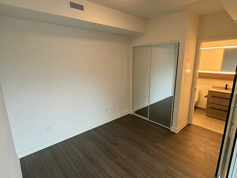 425 Front St E #701 — Photo 10
