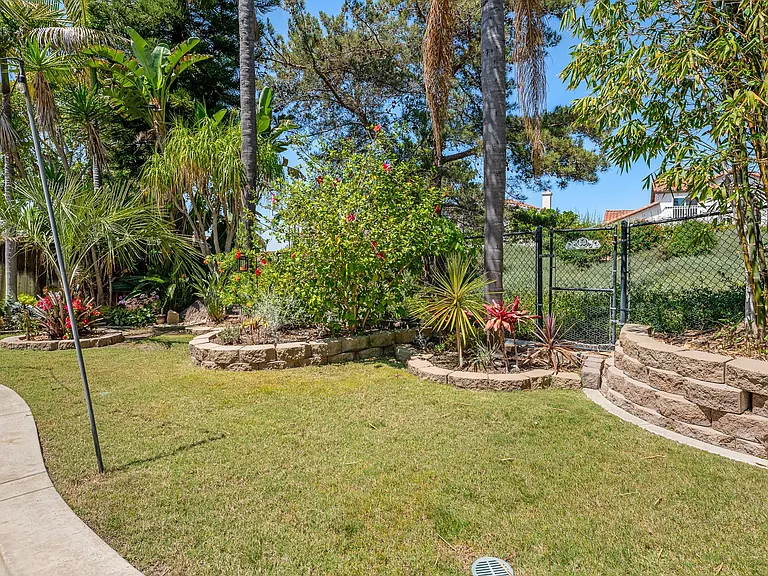 5017 Viewridge Way — Photo 34