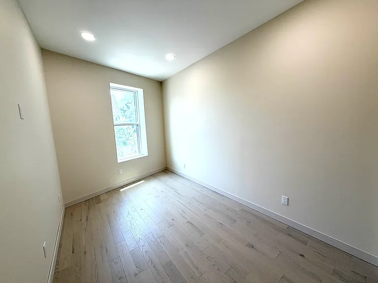 1117 Church Ave #4 — Photo 3