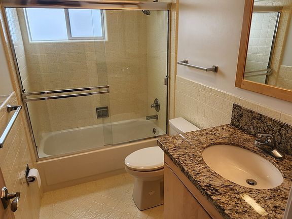4th image of 2395 26th Ave #10