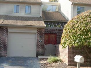 16 Knox Ct, Chesterbrook, PA 19087