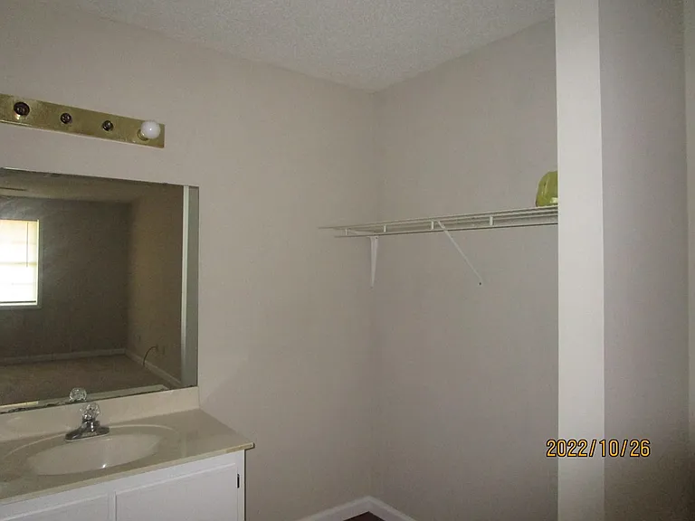 50 Parkplace Dr — Photo 9