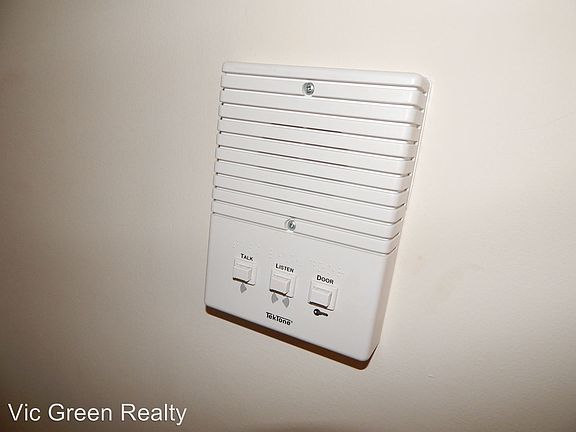 5th image of 3128 Alexander Pl Unit 3128