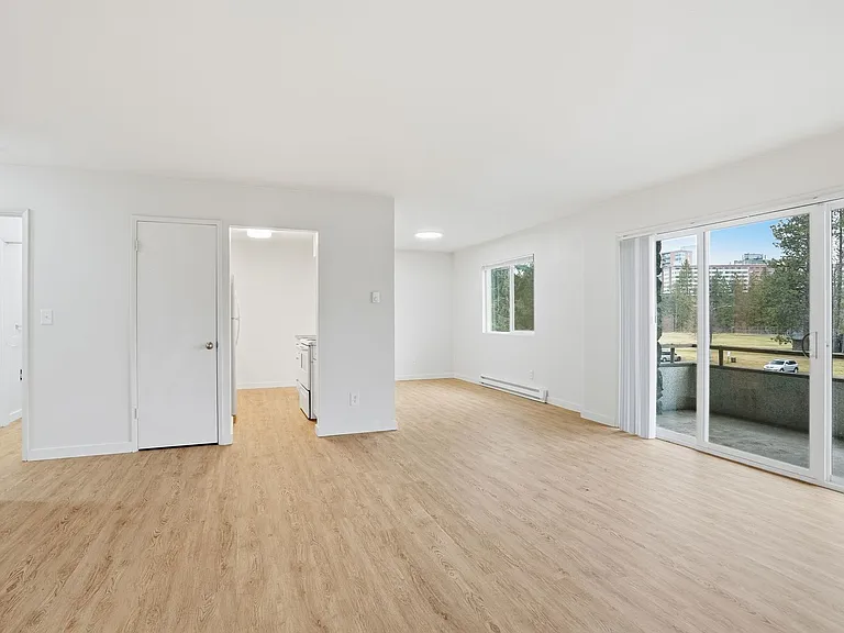 3102 E 27th Ave — Photo 55