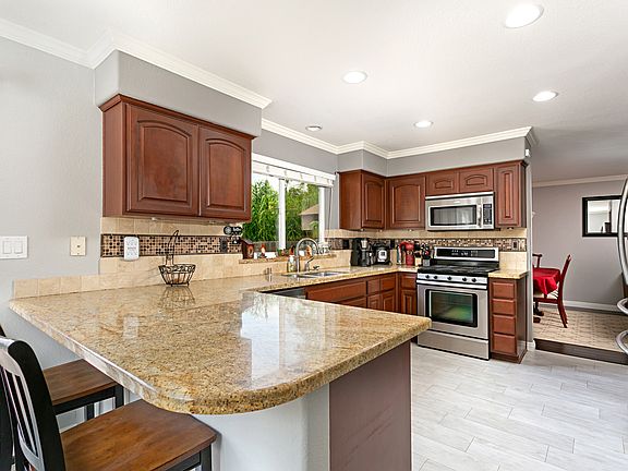 3rd image of 2954 Oakstone Creek Pl