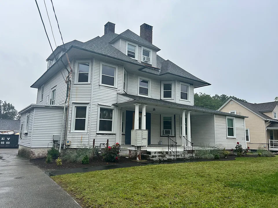 820 Main St #5