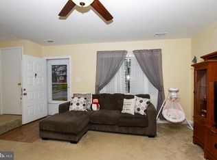 25 Kintore Ct, Baltimore, MD 21234