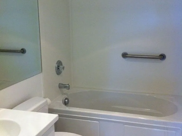601 Van Ness Ave #405 — Photo 10