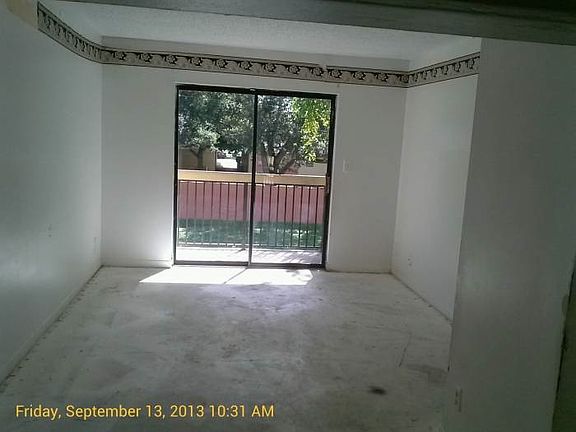 5th image of 4093 Lakeside Dr