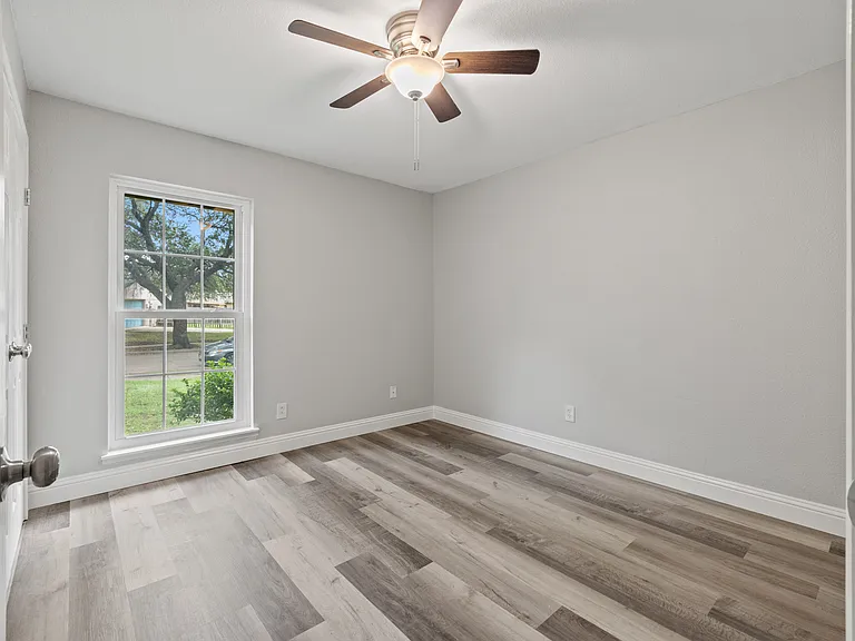 3939 Branch Hollow Dr — Photo 7
