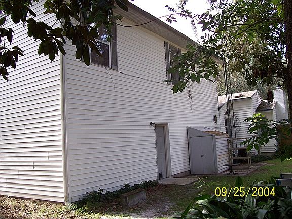 4th image of 730 Saint Johns Ave
