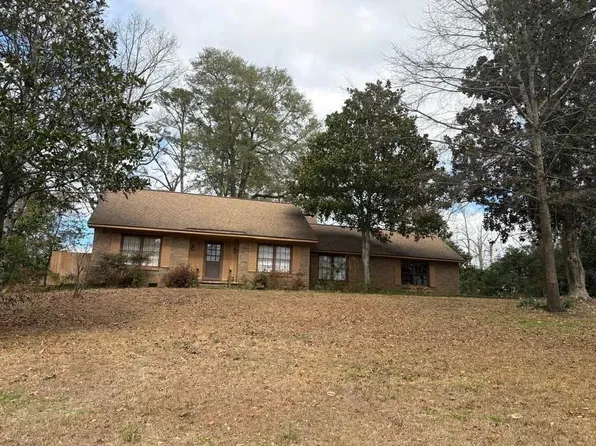 42 Longleaf Cir, Monroeville, AL 36460