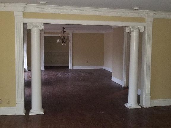 5th image of 110 Highland Park Dr